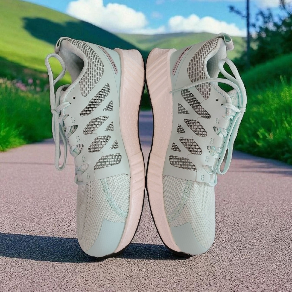 Reebok Work women's size 10.5 M in mint green Fusion Flex Weave, composite toe.